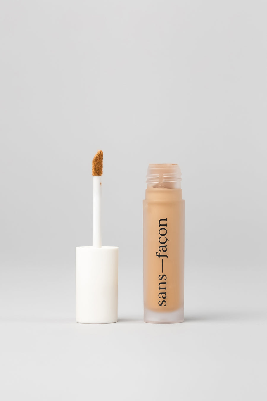 L'ensemble du mois - Mai-Maquillage-5. Moyen à foncé-Sans-Façon Cosmétiques